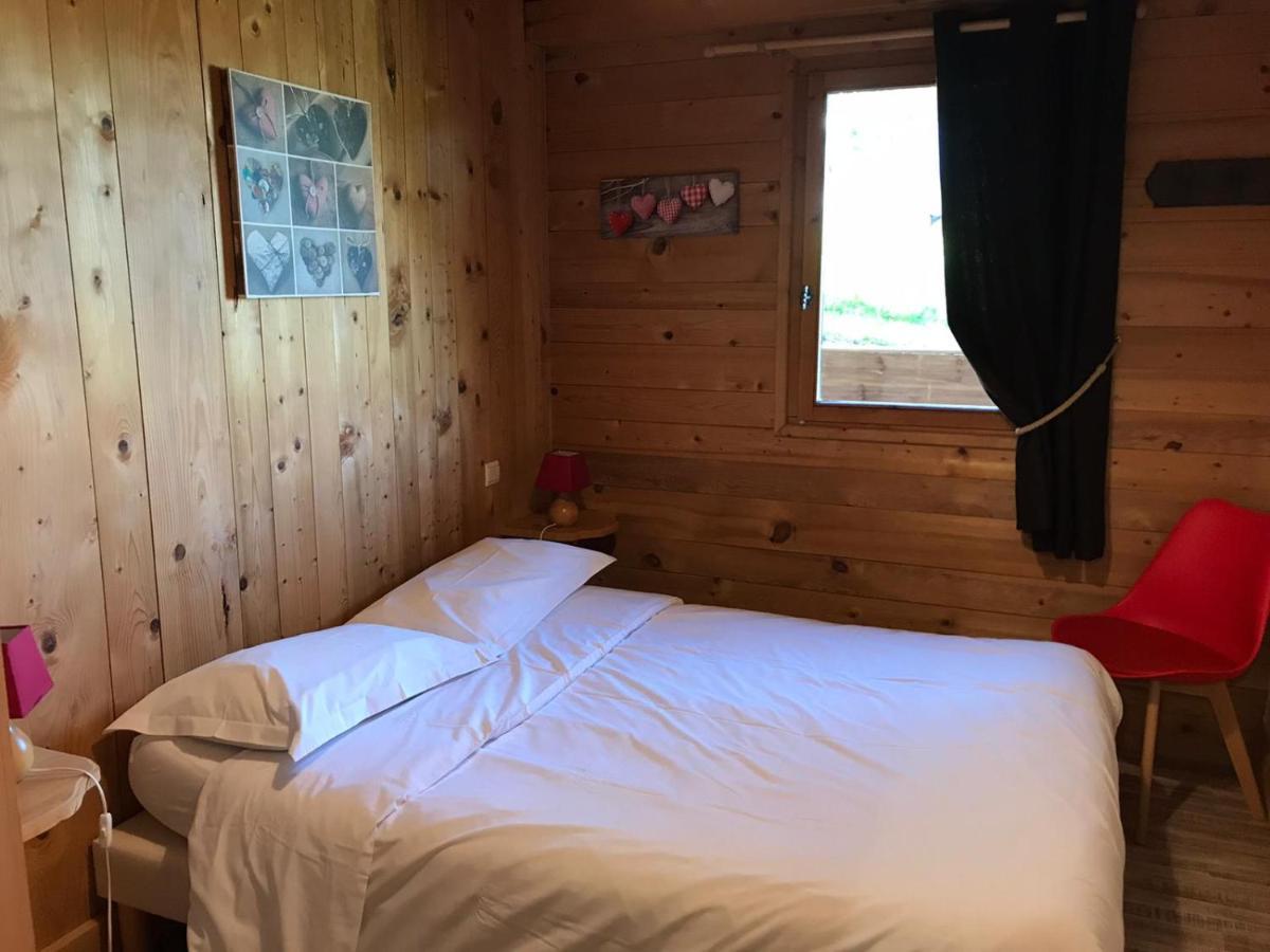 La Ferme Des Georgieres "Sejour En Tout Compris" Нотр-Дам-де-Белькомб Экстерьер фото