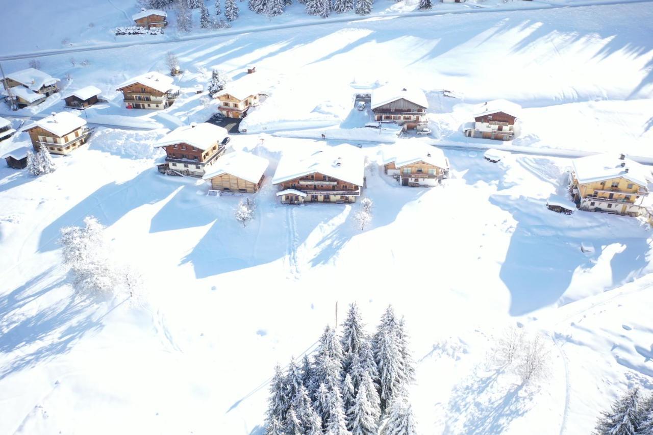 La Ferme Des Georgieres "Sejour En Tout Compris" Нотр-Дам-де-Белькомб Экстерьер фото