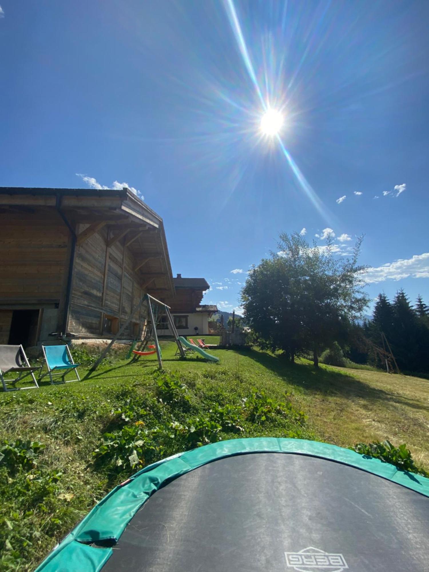 La Ferme Des Georgieres "Sejour En Tout Compris" Нотр-Дам-де-Белькомб Экстерьер фото
