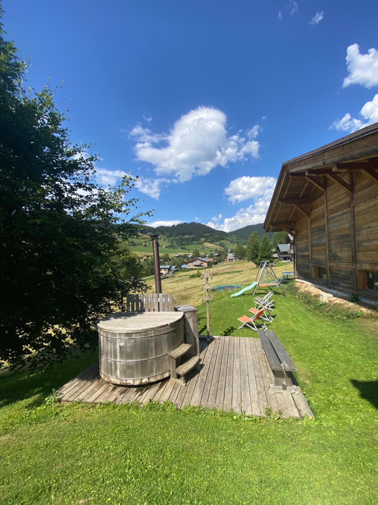 La Ferme Des Georgieres "Sejour En Tout Compris" Нотр-Дам-де-Белькомб Экстерьер фото